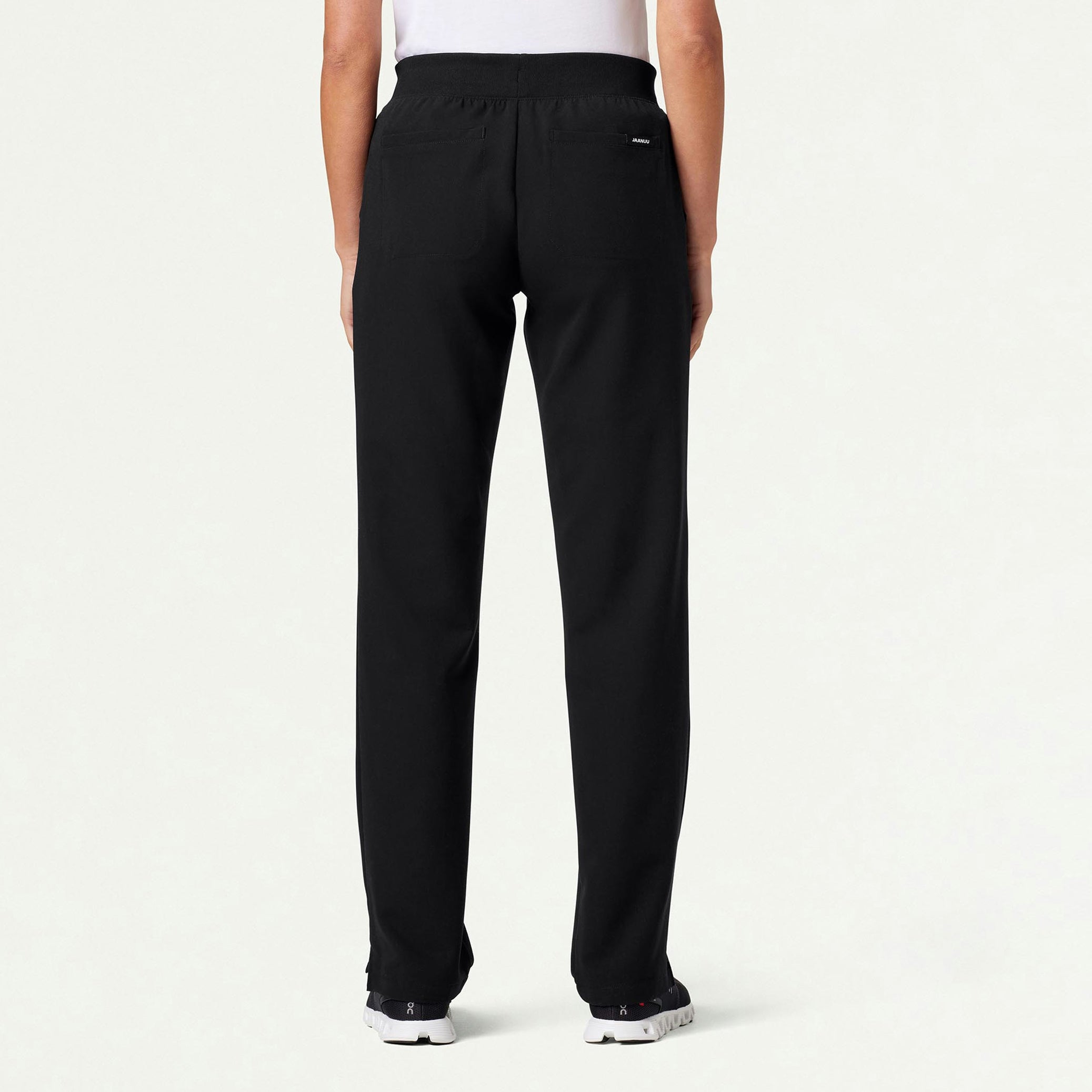 The Ava Essential Scrub Set - Black