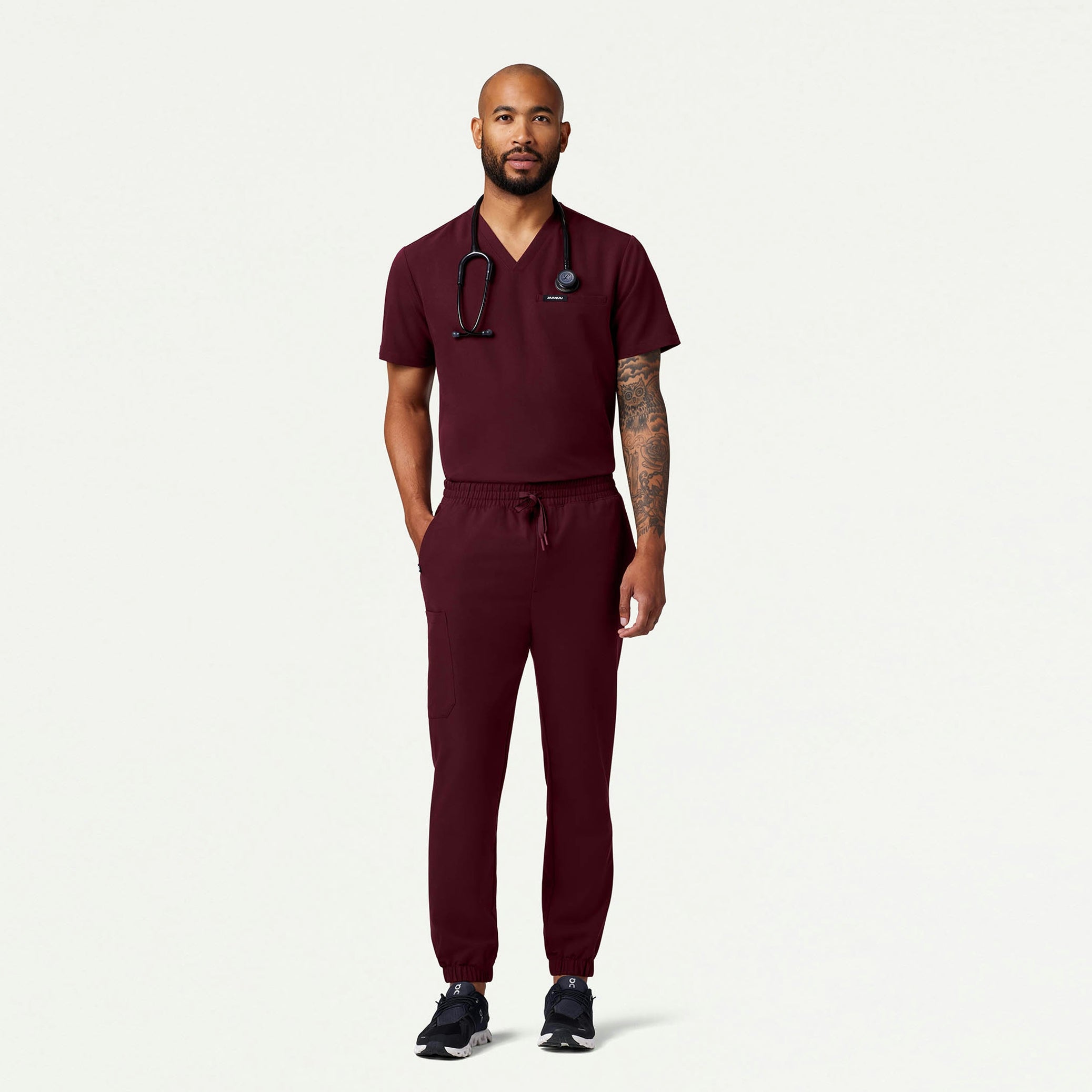 The Ballard Essential Scrub Set - Burgundy