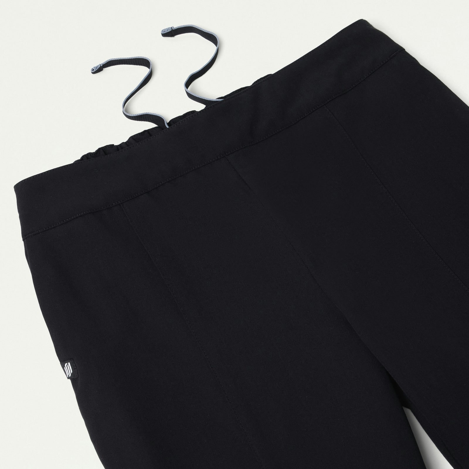 Lio Tapered 5-Pocket Scrub Pant - Black - WOMEN'S PANTS - Jaanuu