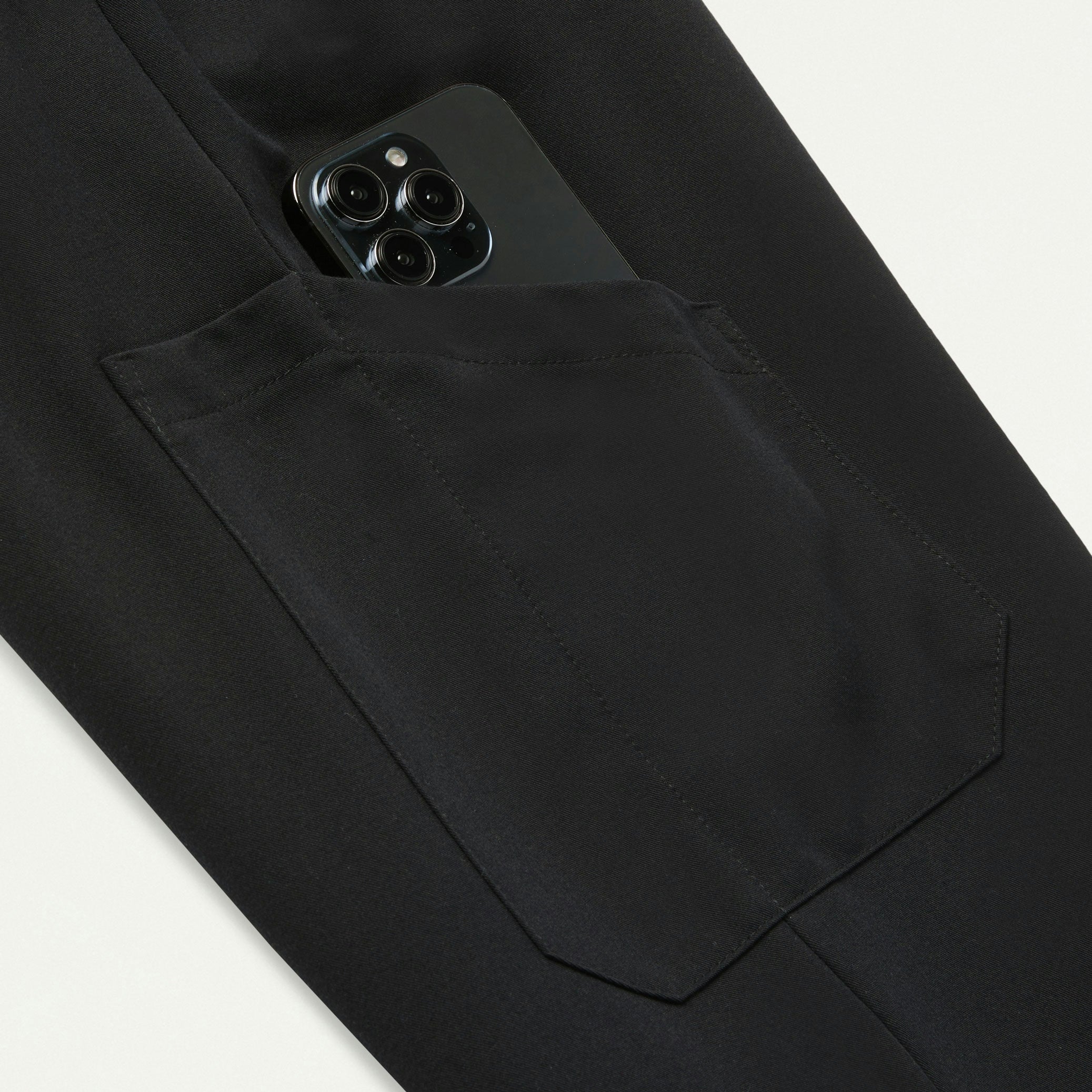 The Lawren Essential Scrub Set - Black