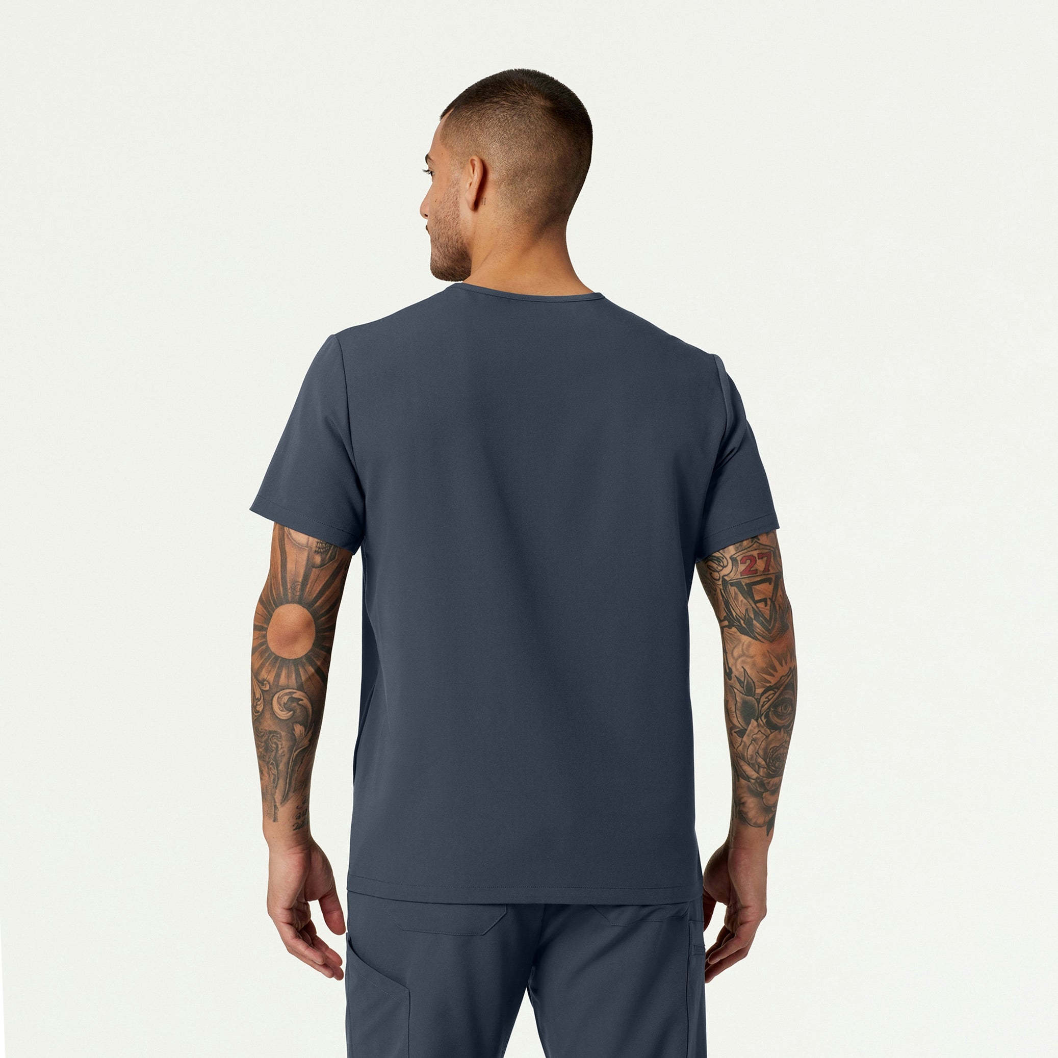 The Geiger Essential Scrub Set - Carbon Gray - 2