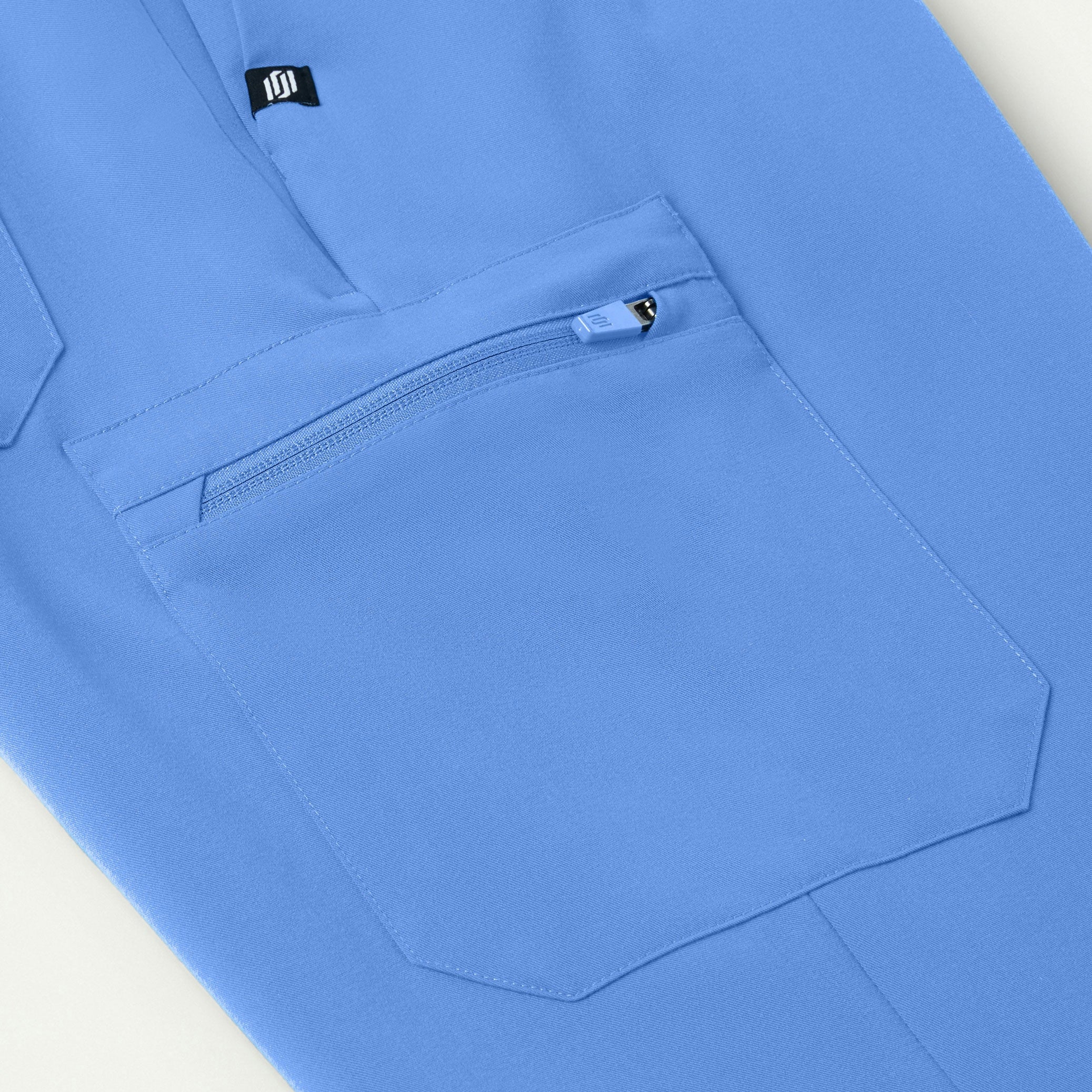 The Geiger Essential Scrub Set - Ceil Blue - 5